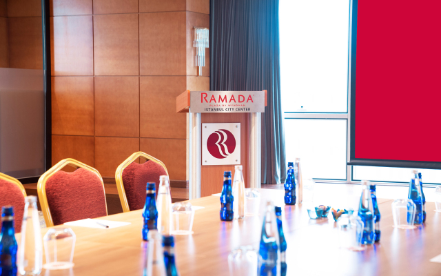 Отель Ramada Plaza By Wyndham Istanbul City Center