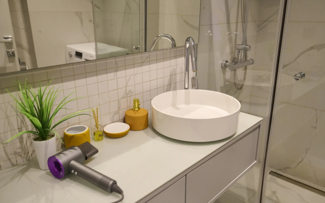 Апартаменты Бумажный пр. 4 кв. 69