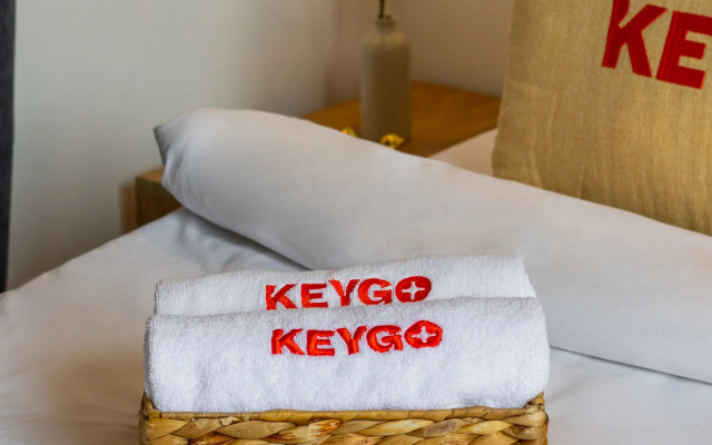 KeyGo #0148 1 Bedroom Design near Saryan Street Apartments