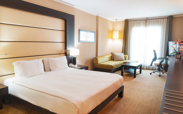 Отель Ramada Plaza By Wyndham Istanbul City Center