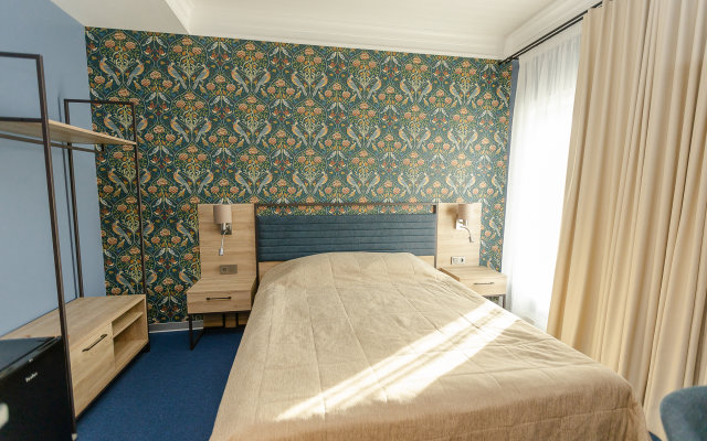 Svetly Apartment