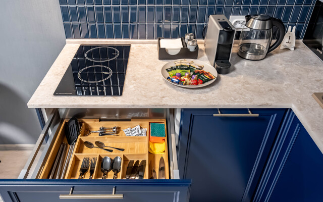 Navy na Vasilyevskom Ostrove Satin Home Apartment