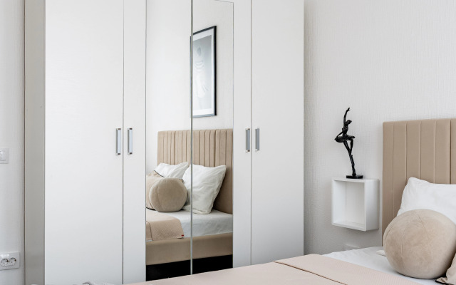 Your Apart na Oktyabryskoy naberezhnoy Apartments