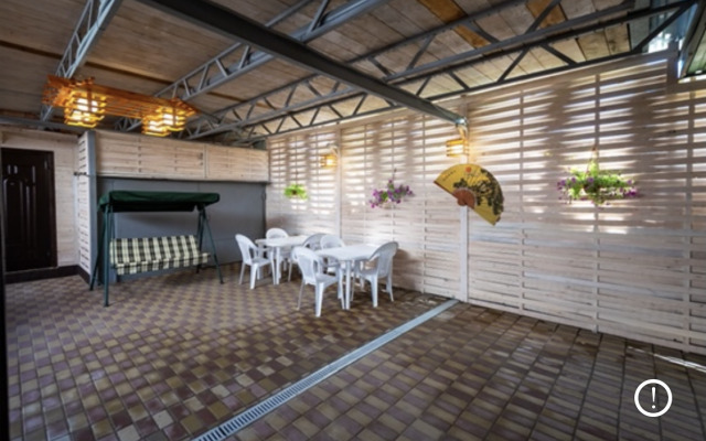 Uyut Guest House