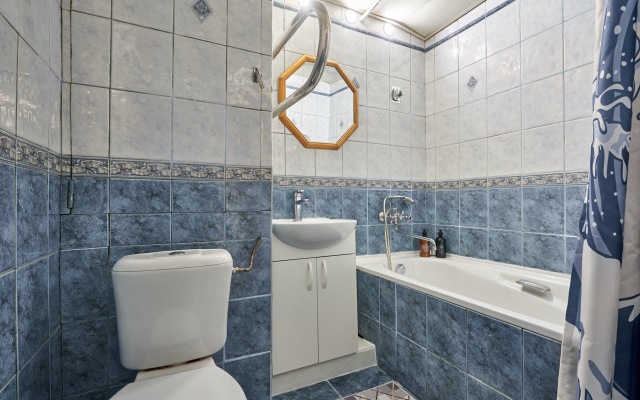 U Metro Prospect Mira ot Comfort home Flat