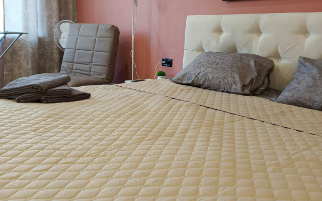 Квартира Уютная студия у ЖД вокзала