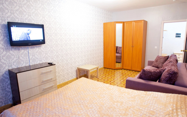 Квартира на улице 9 Мая 83 (21 этаж)