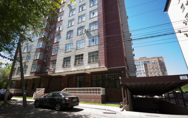 On Razzakova Apartments