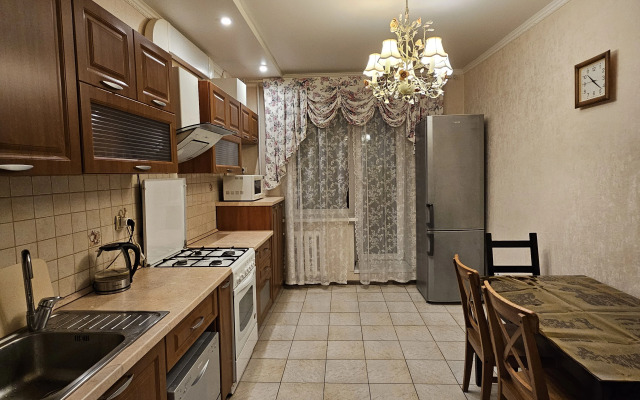 Квартира Просторная двухкомнатная рядом с центром Казани