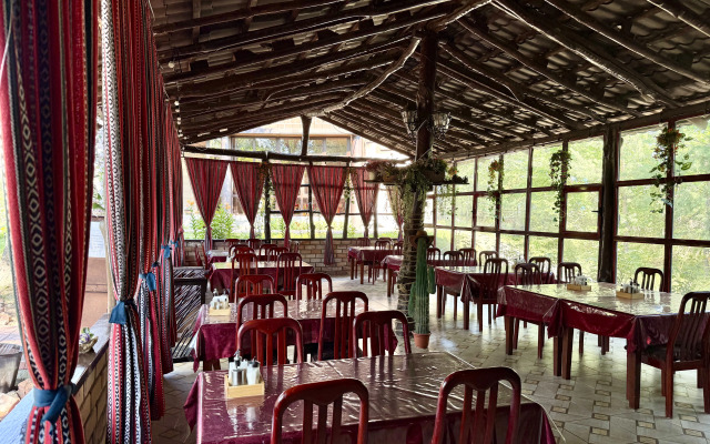 Kolorado Hotel
