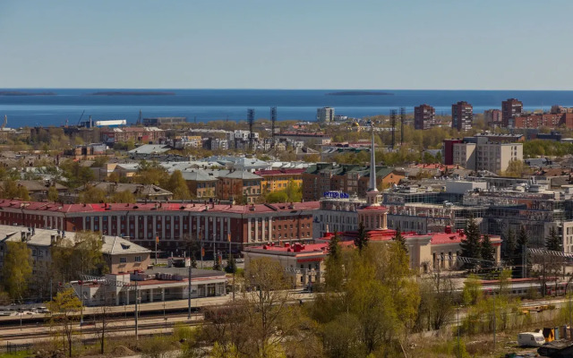 Karelia Stay Flat