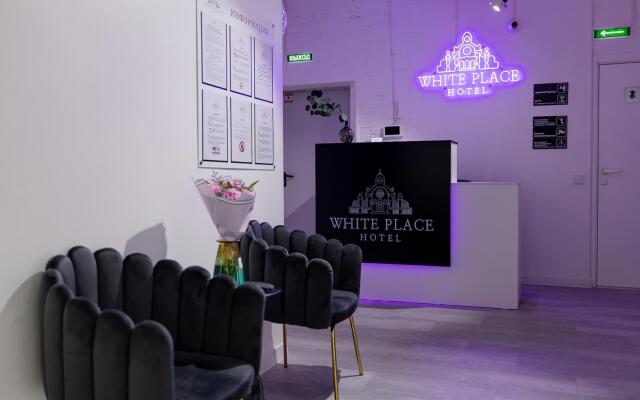 White Place Hotel
