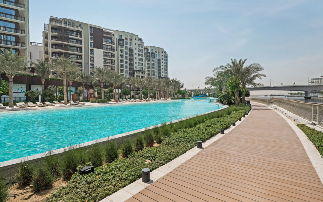 Aqua Serenity Poolside with Community Views Apartments