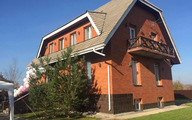 Avstriya V Pargolovskom Mankhettene Villa