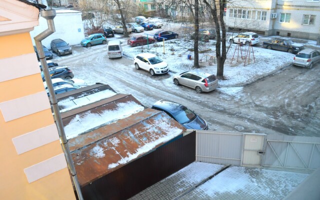 Апартаменты эконом двухкомнатные на Тульской 76