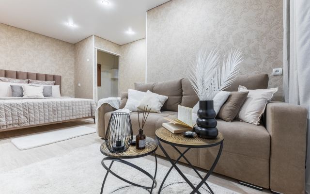 Na Bolshoy Krasnoy 3 Flat