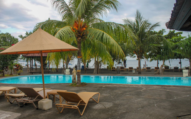 Uyah Amed & Spa Resort Hotel