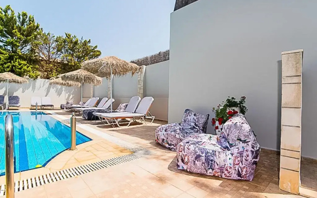 Natali Apartments