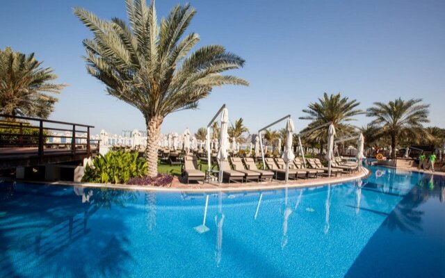 Le Méridien Mina Seyahi Beach Resort & Waterpark