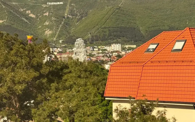 Prostornaya Ryadom s Morem Flat