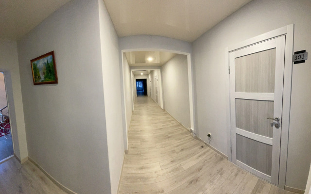 Adamas Hotel