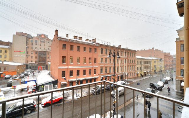 Rubinshteyna 15 Tolstovskiy Dom Apartments