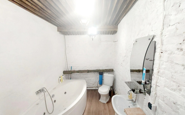 Srednevekovaya Berloga Vozle Taverny S Otdelnym Vkhodom Apartments