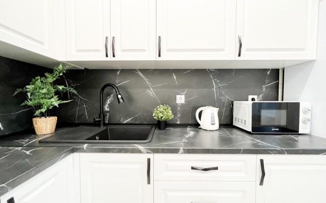 Апартаменты Добрые Квартиры на Сиверса Новый Жк