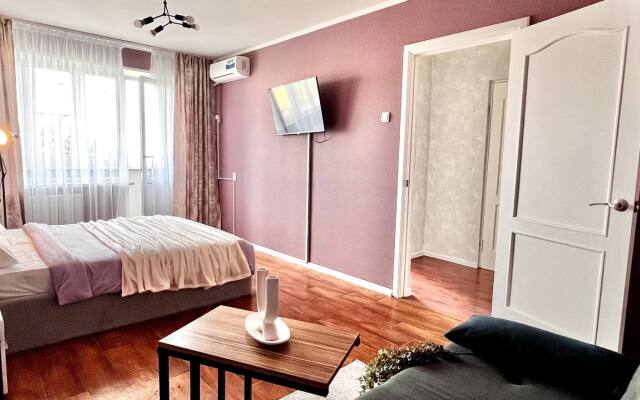 V Tsentre S Vidom Na Gorod Flat