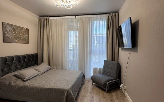 Квартира с хорошим ремонтом и прекрасным видом из окна