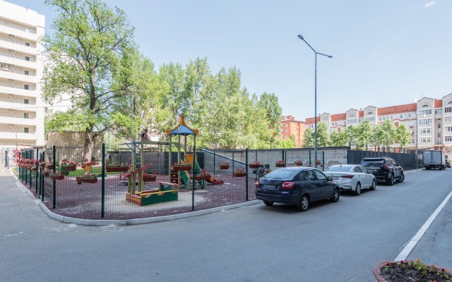 S Dizaynerskim Remontom Apartments