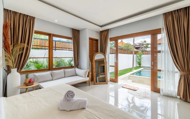 Novaya, Ogromny Basseyn, blizko k Plyazhu, Sofia 1 Villa