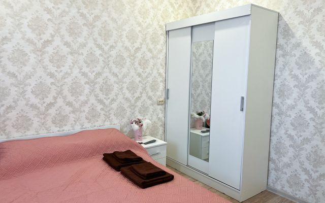 Odnokomnatnye na ulice Oktyabryskoy Apartments
