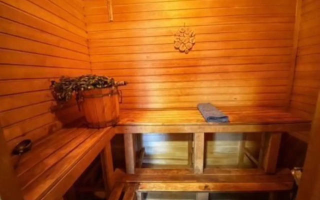 Частный дом у реки Камeнкa