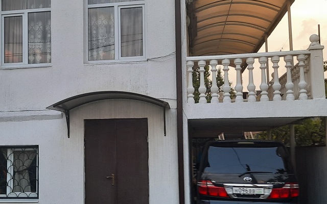 David Private House
