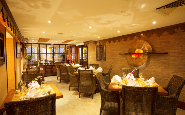 Arabian Courtyard Hotel & Spa