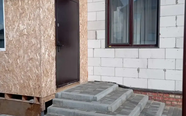 Uyutny Komfortabelny Private House