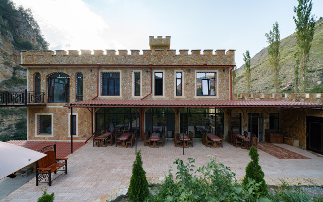 Гостевой дом  Шале Карата