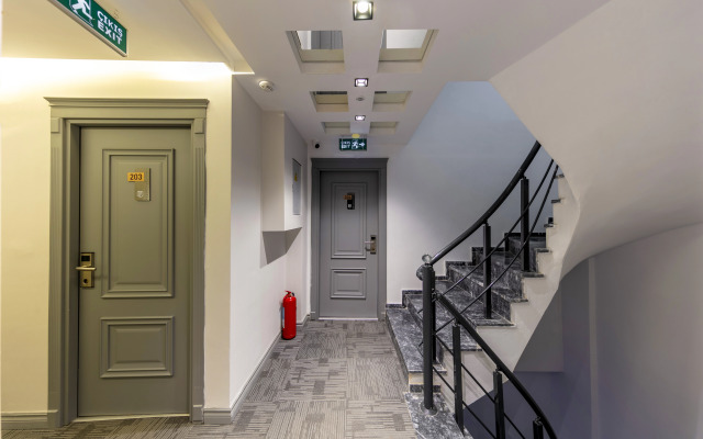 The Private Airport Hotel