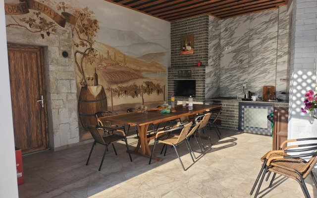 Bulvar Abrau Guest house