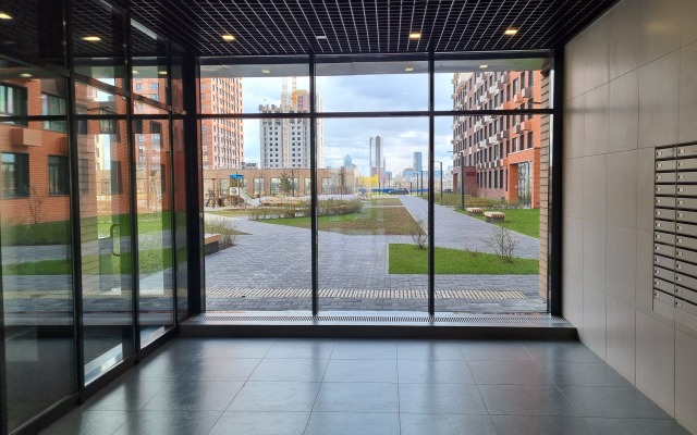 Na pereulke polimerniy Flat