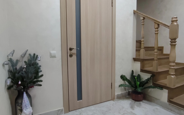 Na Podkumskoy Ulitse 11 Private House