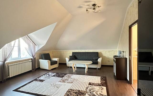 Гостевой дом Retro Hall