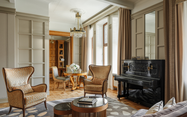 Отель Метрополь