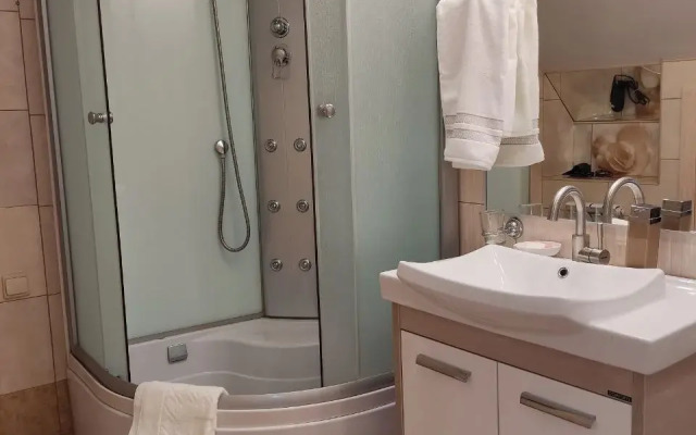 Шале Бревенчатый дом АБЗАКОВО