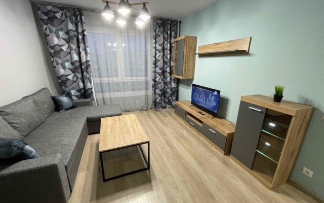 Stil'naja dvuhkomnatnaja metro Bratislavskaja Flat