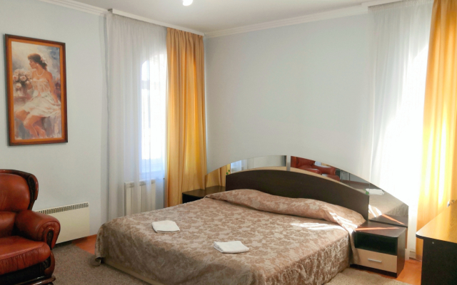 Mahaon Guest House