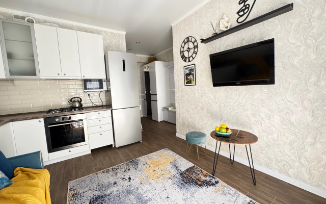 Апартаменты новые с балконом у моря