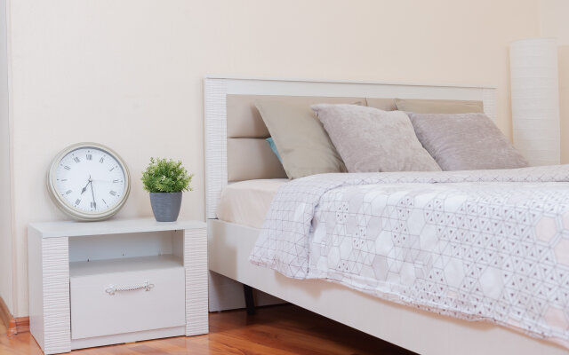 ApartHause 3 minuty do Yekaterinburg-Areny Flat