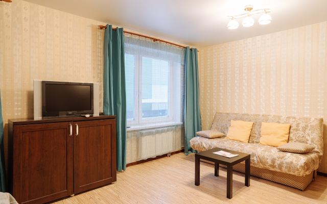 "9 Nochey" Na Sofyi Kovalevskoy 16 #1 Apartments